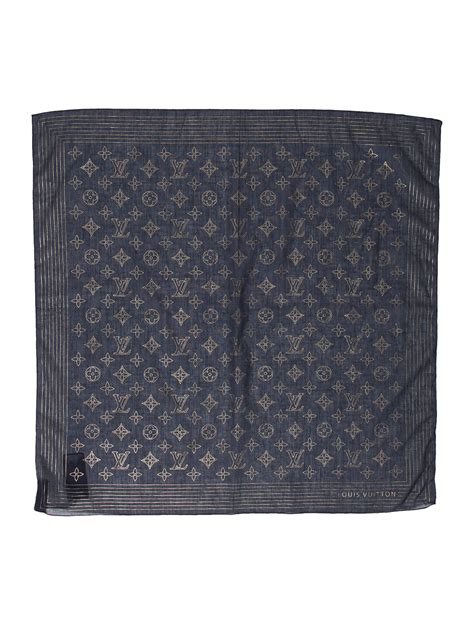 Louis Vuitton pocket square